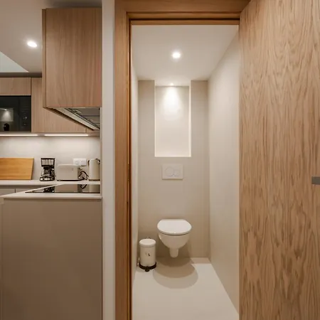 Kalliste - New Ac- Old Town-walk To Everything - Beach- Restaurants-supermarkets דירה