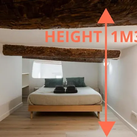 Kalliste - New Ac- Old Town-walk To Everything - Beach- Restaurants-supermarkets דירה ניס